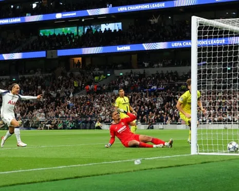 The Villarreal keeper's Game-Changing Blunder Delivers Spurs Opening-Night Victory