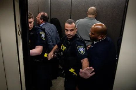 NY Officials Detained After Preventing Ice Access to Government Facility